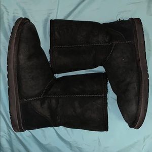 Ugg w classic short 5825 w / BLK